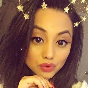 Meet your Posher, Jasmine